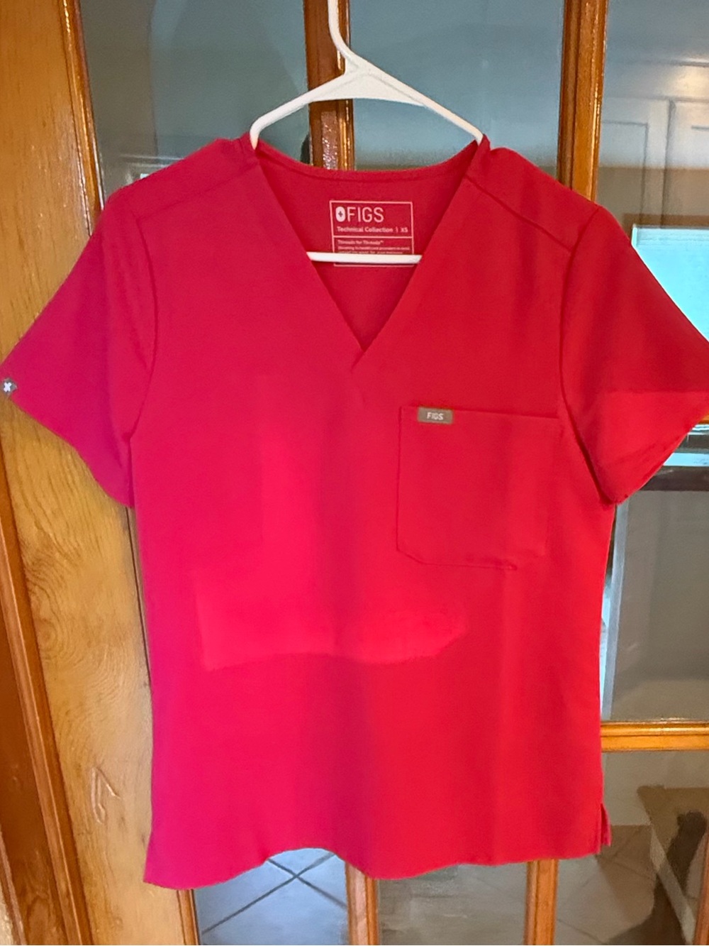 Figs Short-Sleeve V-Neck Scrub Top and Pants (Matching Set)(Never Worn)(Size XS)
